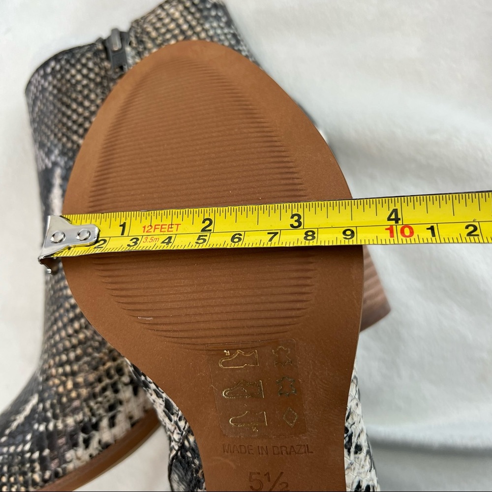 Madewell The Rosie Snakeskin Embossed Blocked Heel Ankle Booties Size 5.5M - Picture 14 of 16